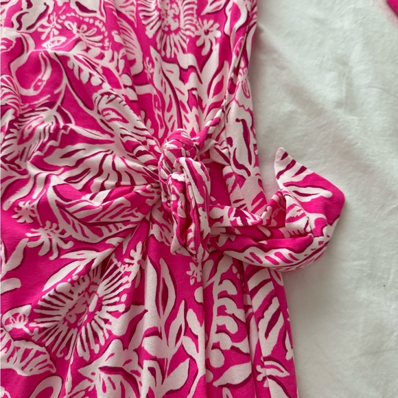 Lilly Pulitzer pink and white maxi dress worn once - Picture 4 of 11